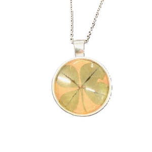 Pendants: Four Leaf Clover Necklace