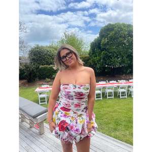 Size 14: Collage Floral Violette Bubble Hem Mini