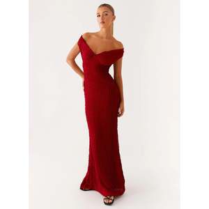 Size 16: Red Chantelle Maxi
