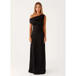 Black Heart of Glass Satin Maxi
