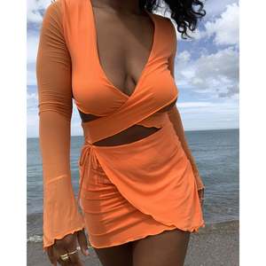 Size 10 12: Orange Sunnie Mini