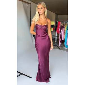 Size 14: Berry Jade Maxi