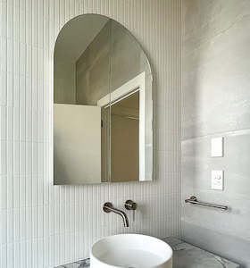 Little Luna Mirror | Recessed | 600 wide