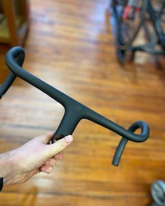 Specials: SPECIALIZED - Alpinist 1 Piece Carbon Cockpit