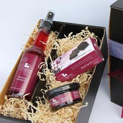 Gifts: Damson plum ruby gift