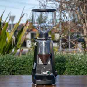 Mazzer: Pre Loved Mazzer Major Electronic In Black Coffee Espresso Grinder