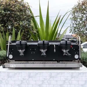 Synesso: Pre Owned 3 Group Synesso S300 Commercial Coffee Machine