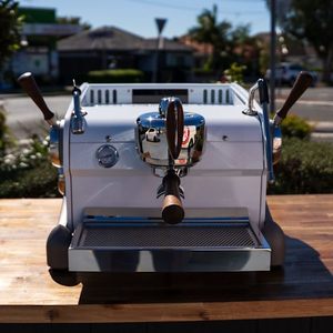 Ex Display Demo Slayer V4 Custom Satin White As New