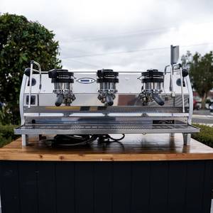 Second Hand Commercial Coffee Machines: Pre-Owned La Marzocco Strada EP – 3 Group (White, Fully Restored)