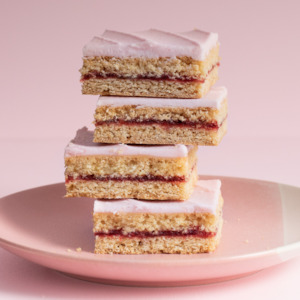Everyday Slab Slice: Raspberry Shortcake Slab Slice
