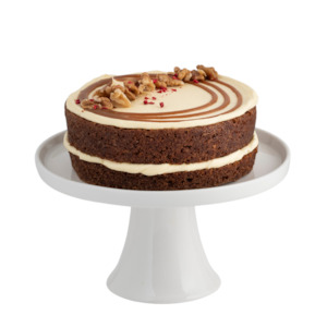 Toffee Drizzle Carrot Layered Round Cake 6″