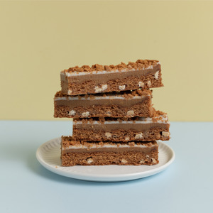 Caramelised Biscuit Slab Slice (Pre-cut only)