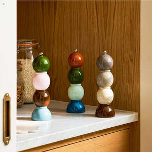 Kitchen Must Haves: Addison Ross Multi Bobbin Salt or Pepper Grinder 24cm