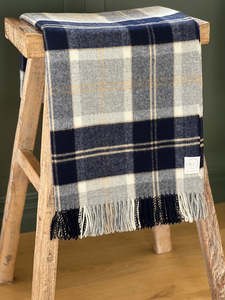 Throws Blankets: Bannochburn Silver Throw