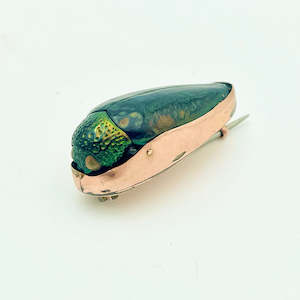 New Zealand Heritage Jewellery: Iridescent Green Antique Jewel Beetle Brooch