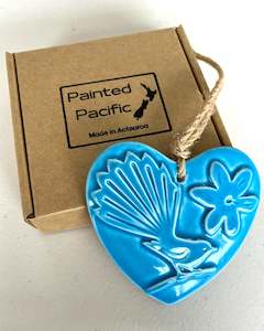 Ceramic Heart Fantail - Sky Blue - Medium
