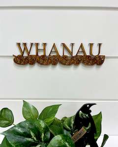 Kiwiana: Wall Sign Whanau - Natural