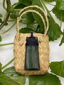 Greenstone | Pounamu Toki Pendant - Medium
