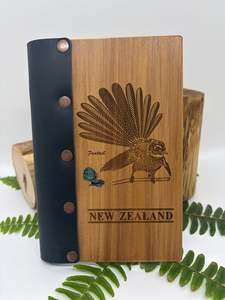 Nz Made Woodcraft: Rimu & Leather Refillable Notebook with Paua - A6