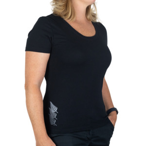 Women's Fitted Tee New Zealand silver fern brand blend print logo