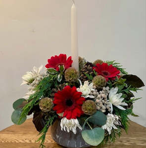 Christmas: The Christmas Table Arrangement