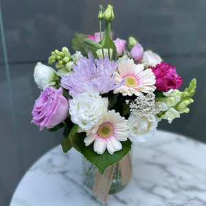 Vintage cottage posy