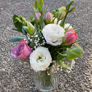 Products: Petite pastel posy