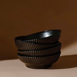 Pottery: Shannon Courtenay - Twist Bowl