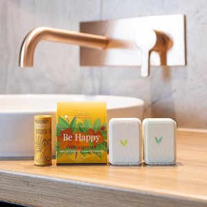 Skincare: Wild Emery - Be Happy Shower Steamers & Lip Balm Gift Set