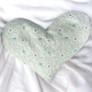 Body: Liberty Heart Wheat Bag - Minty