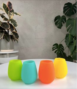 Porter Green 1: Porter Green Fegg Unbreakable Wine Glasses