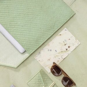 Muskhane: Quilted Felt Laptop Sleeve by Muskhane