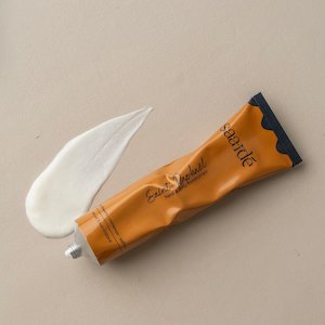 Body: Saardé - Hand & Body Moisturiser, Saint-Raphaël