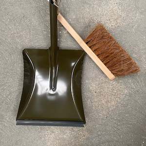 Hearth Brush & Olive Pan Set