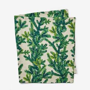 Bonnie & Neil - Festive Foliage Tablecloth