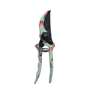 Pruning: Rose Print Pruners