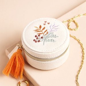 Jewellery: Round Embroidered Jewellery Case, Leaves