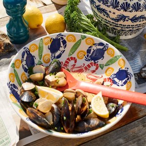 Emma Bridgewater - Crabs & Shrimps Medium Dish
