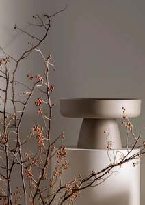 Serveware Trays: Iron Pedestal | Latte