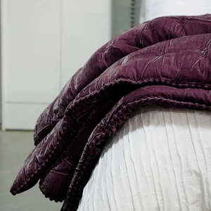 Cruz Velvet Comforter | Aubergine