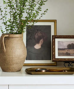 Homewares: Vintage Portrait Lady in Green
