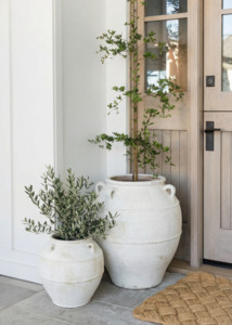 Whitewash Urn - 45cm