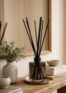 Bathroom: 400ml Reed Diffuser - Black Oudh & Patchouli