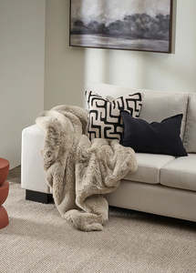 Pelage Throw - Taupe