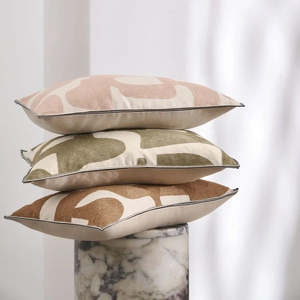 Entrelacs Cushion in Kaki | Casamance