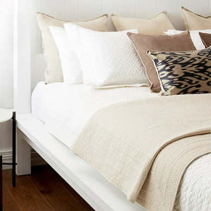 Resort Quilted Bedspread | Sand