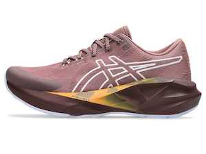 Asics: ASICS NOVABLAST 5 TR WOMENS