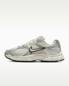 NIKE WOMENS V5 RNR