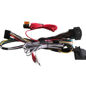 Accessories: Ready2Talk installation harness for Mercedes Sprinter Vans with 7 or 10" premium touch screen stereos