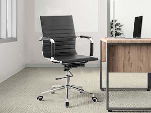Furniture: Serta Office Chair - Black